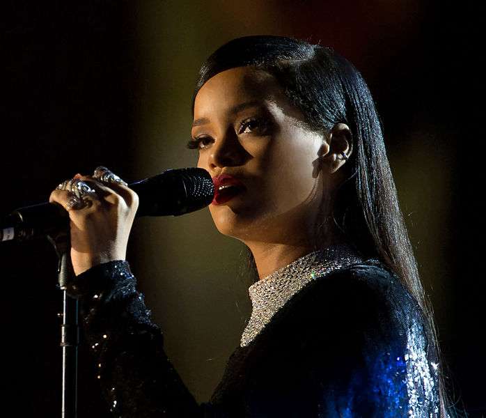 Sänger mit eigenem Modelabel: Rihanna Fashion